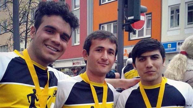 گروه پناهجويان افغان در مسابقات دوش شهر بن مدال برنز گرفت